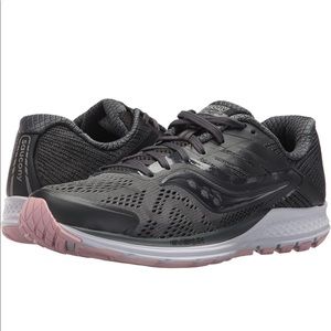 Saucony Women’s Ride 10 Running Shoes Size 8